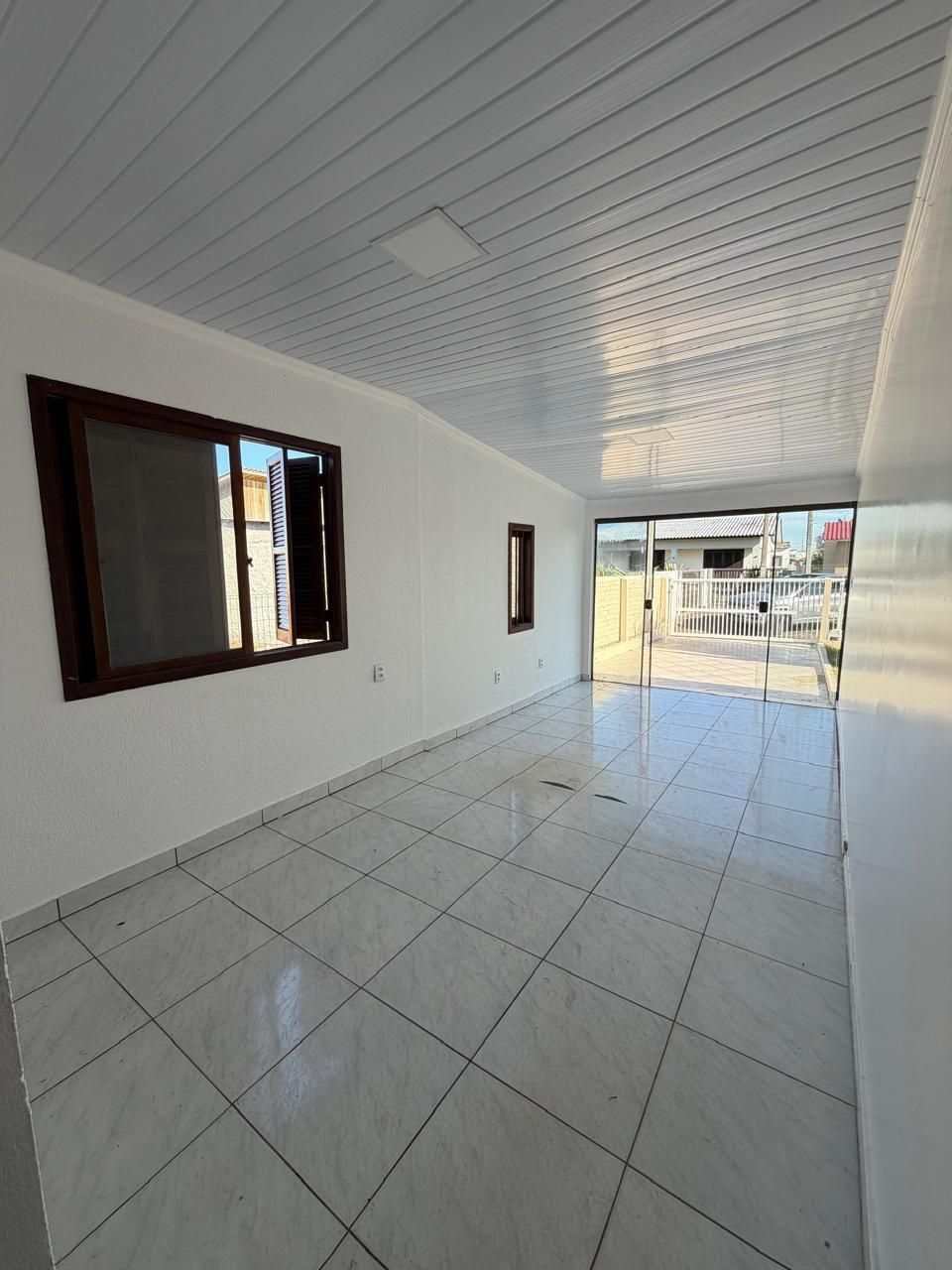 Casa para venda no bairro Igra Sul em Torres