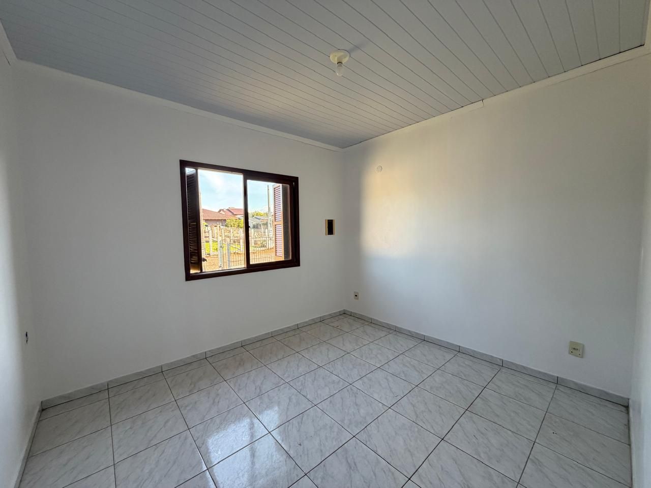 Casa para venda no bairro Igra Sul em Torres