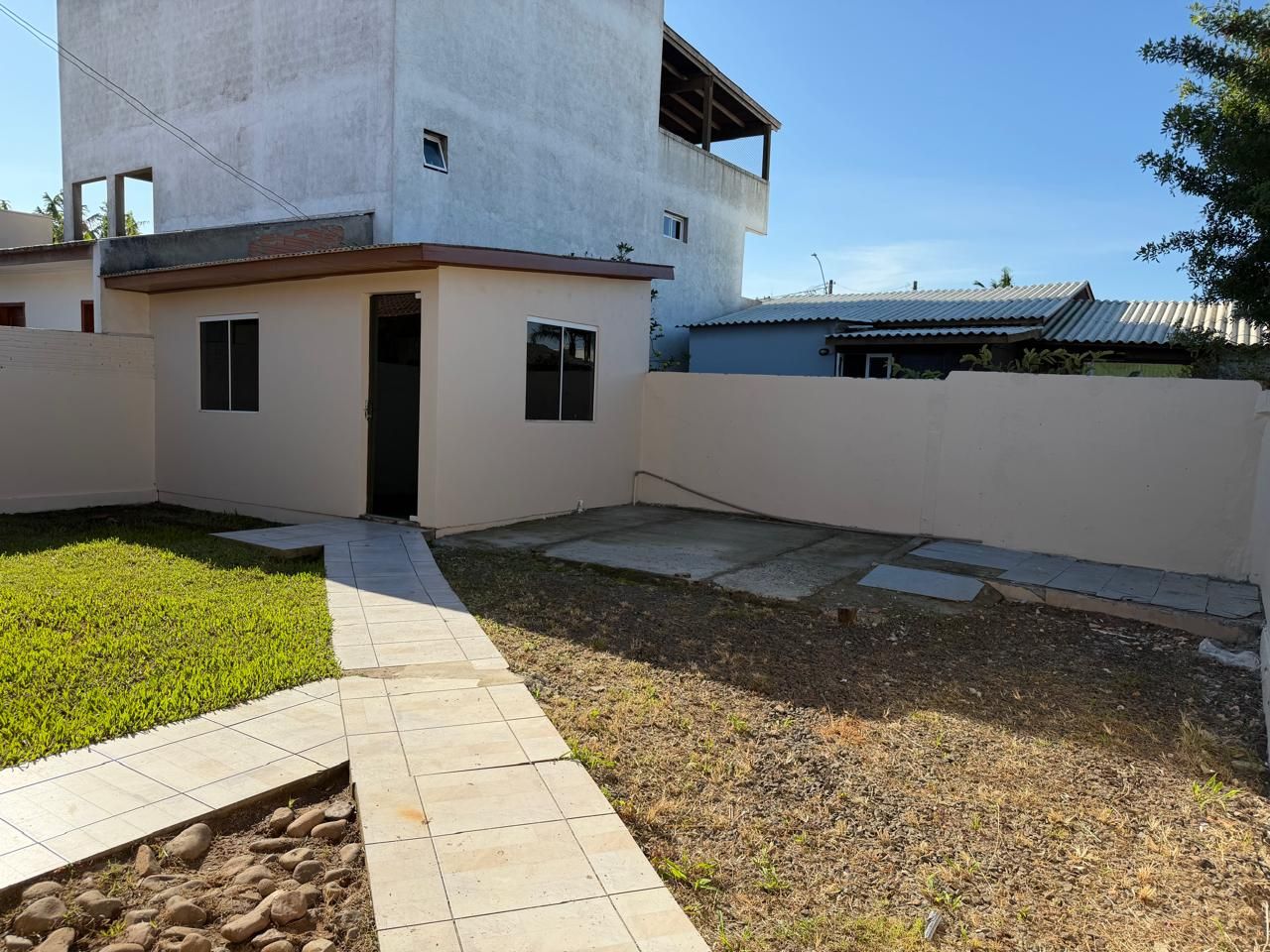 Casa para venda no bairro Igra Sul em Torres