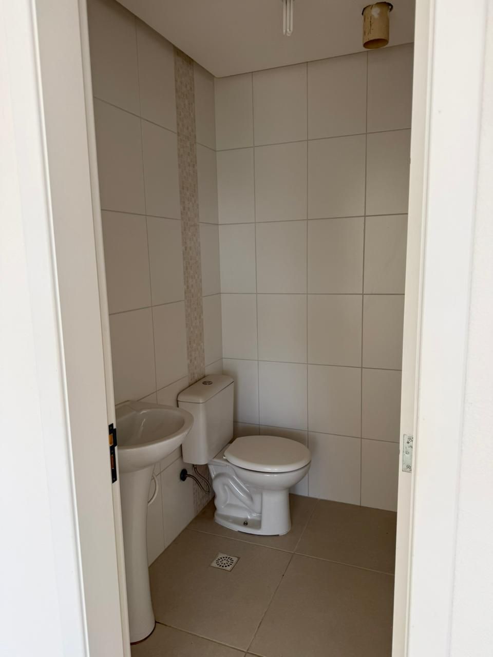 Sala comercial para venda no bairro Desvio Rizzo em Caxias do Sul
