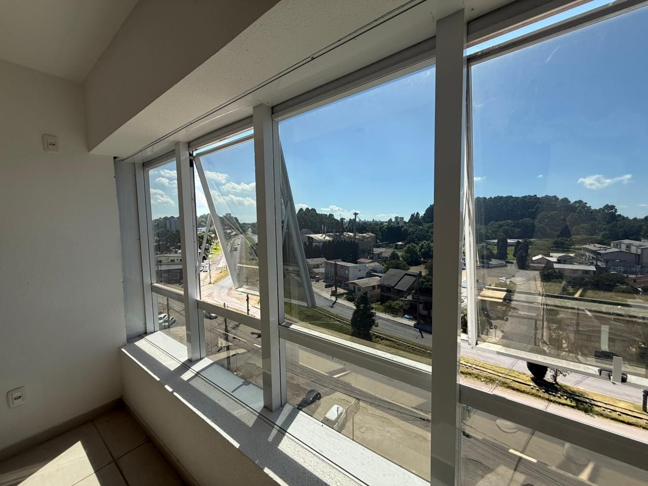 Sala comercial para venda no bairro Desvio Rizzo em Caxias do Sul