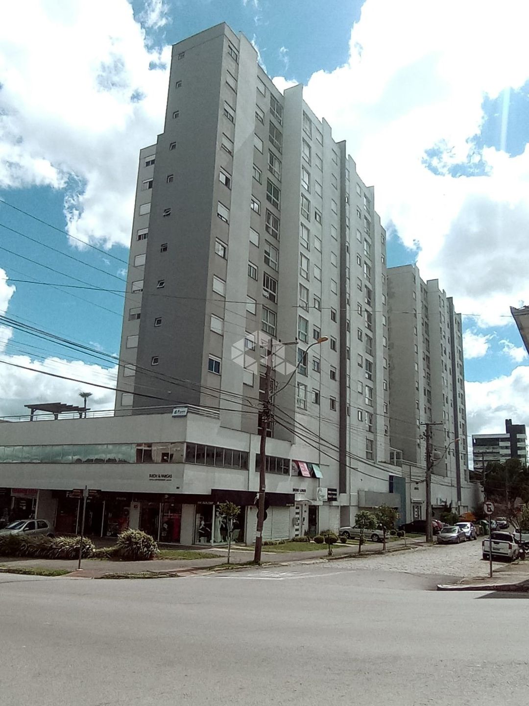 Apartamento para venda no bairro Panazzolo em Caxias do Sul