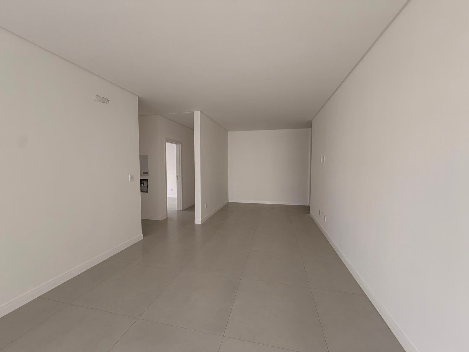Apartamento para venda no bairro Meia Praia em Itapema