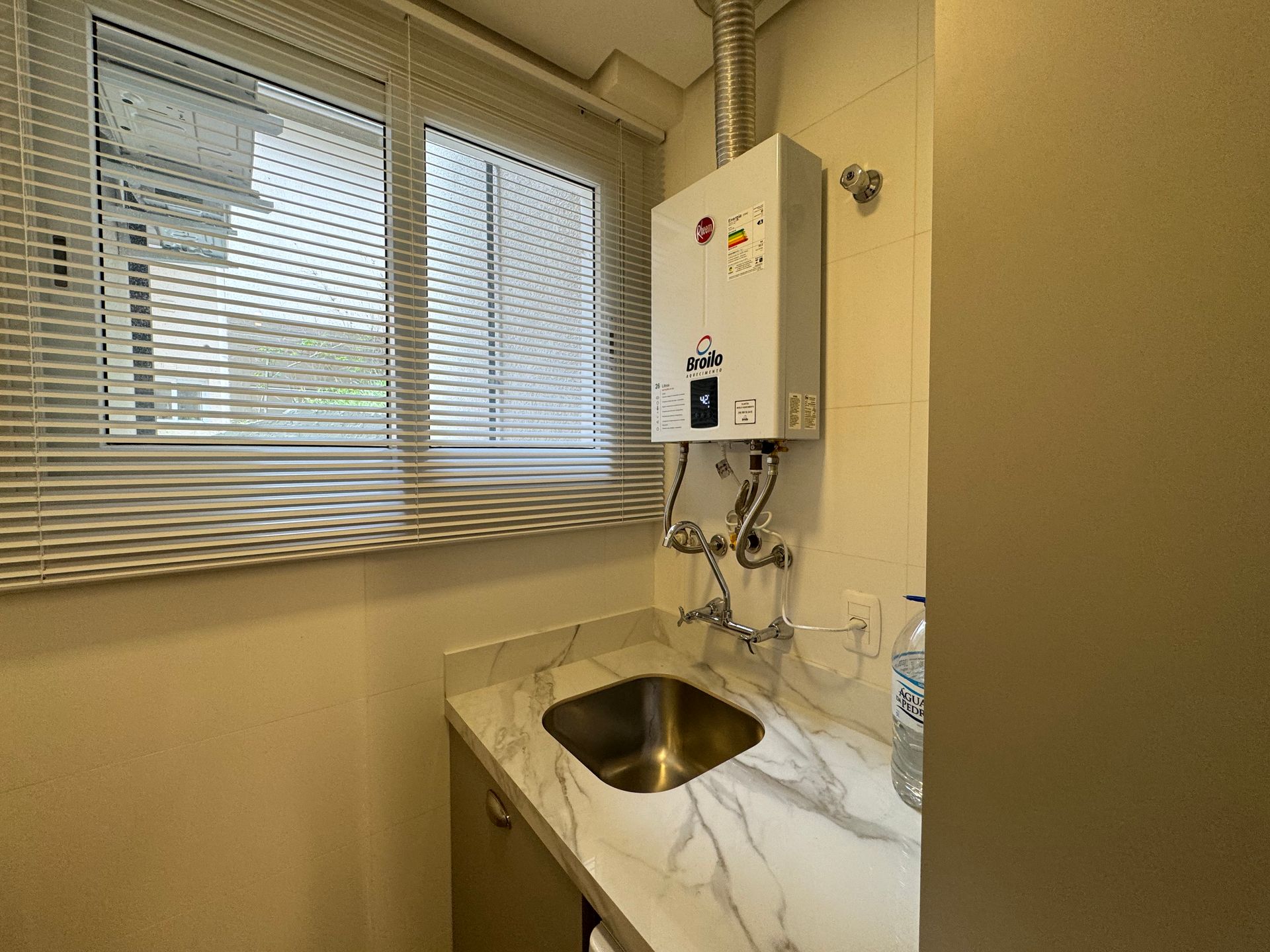 Apartamento para venda no bairro Floresta em Gramado
