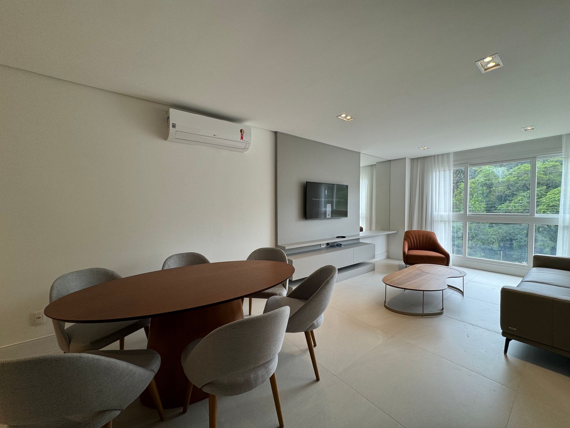 Apartamento para venda no bairro Floresta em Gramado