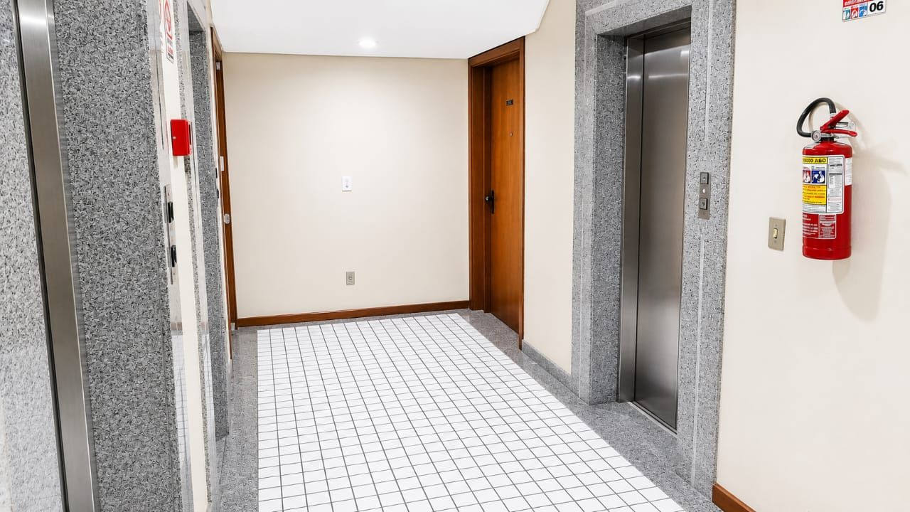 Sala Comercial Aérea para venda no bairro Centro Histórico em Porto Alegre