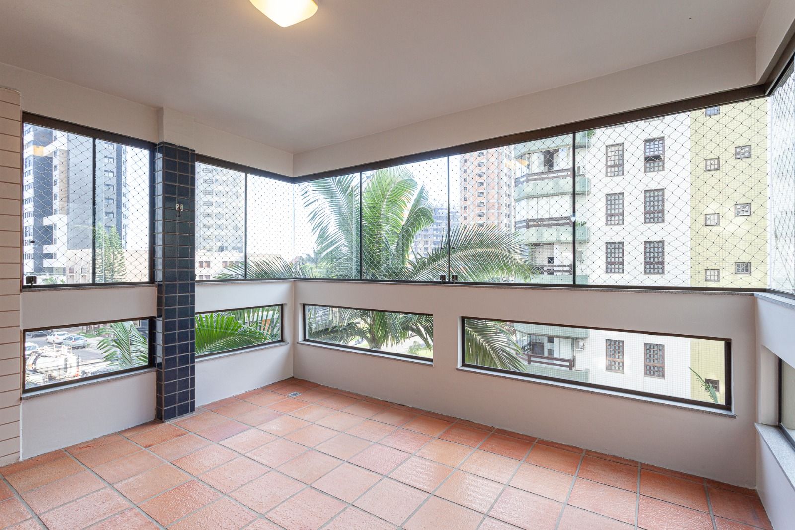 Apartamento para venda no bairro  em Torres