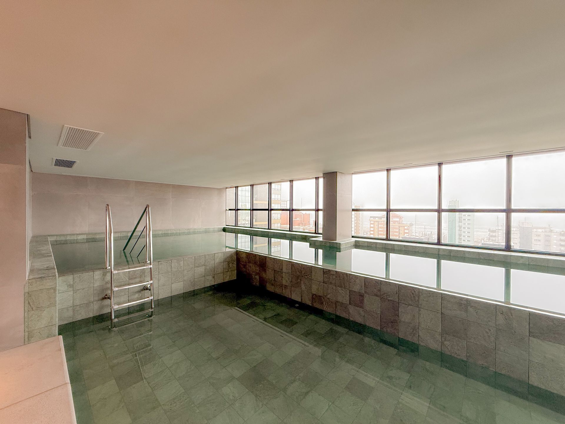 Apartamento para venda no bairro Centro em Torres