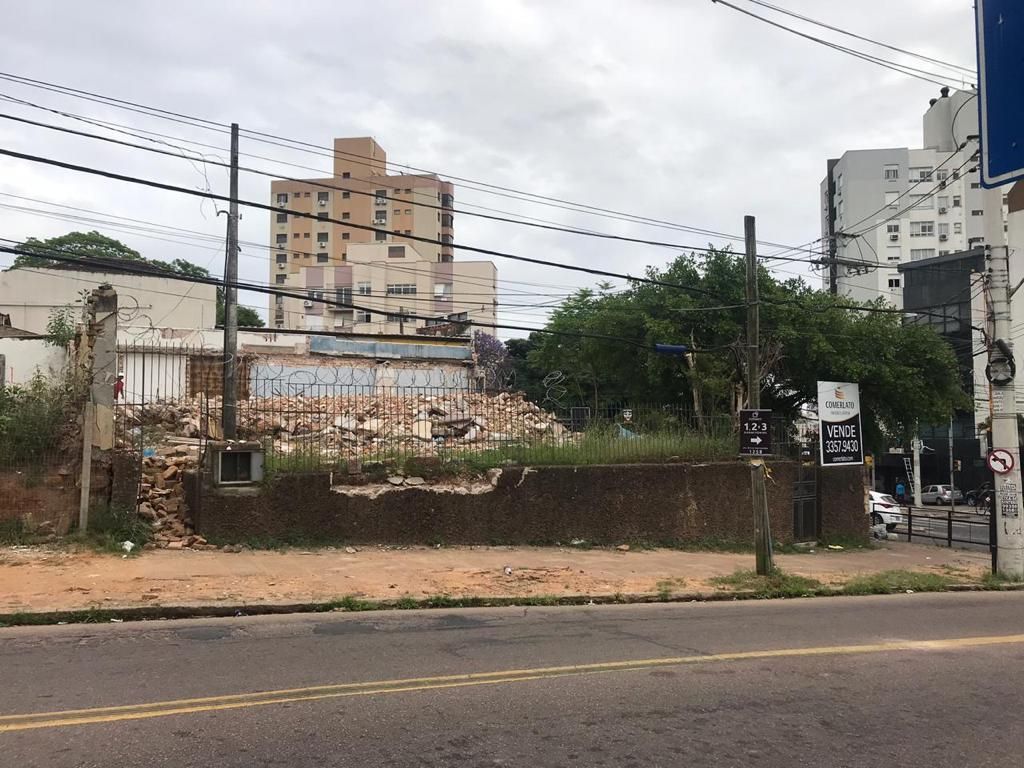 Terreno para venda no bairro Santa Tereza em Porto Alegre