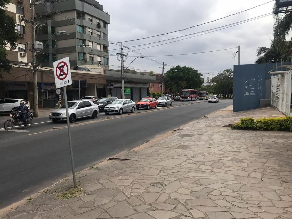 Terreno para venda no bairro Santa Tereza em Porto Alegre