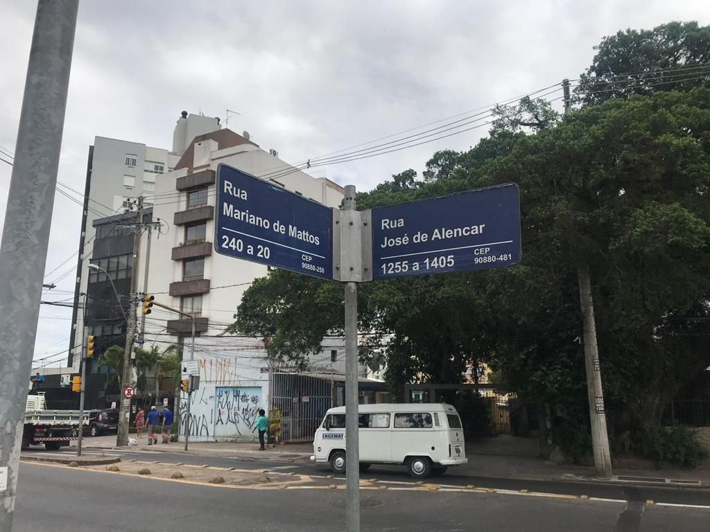 Terreno para venda no bairro Santa Tereza em Porto Alegre