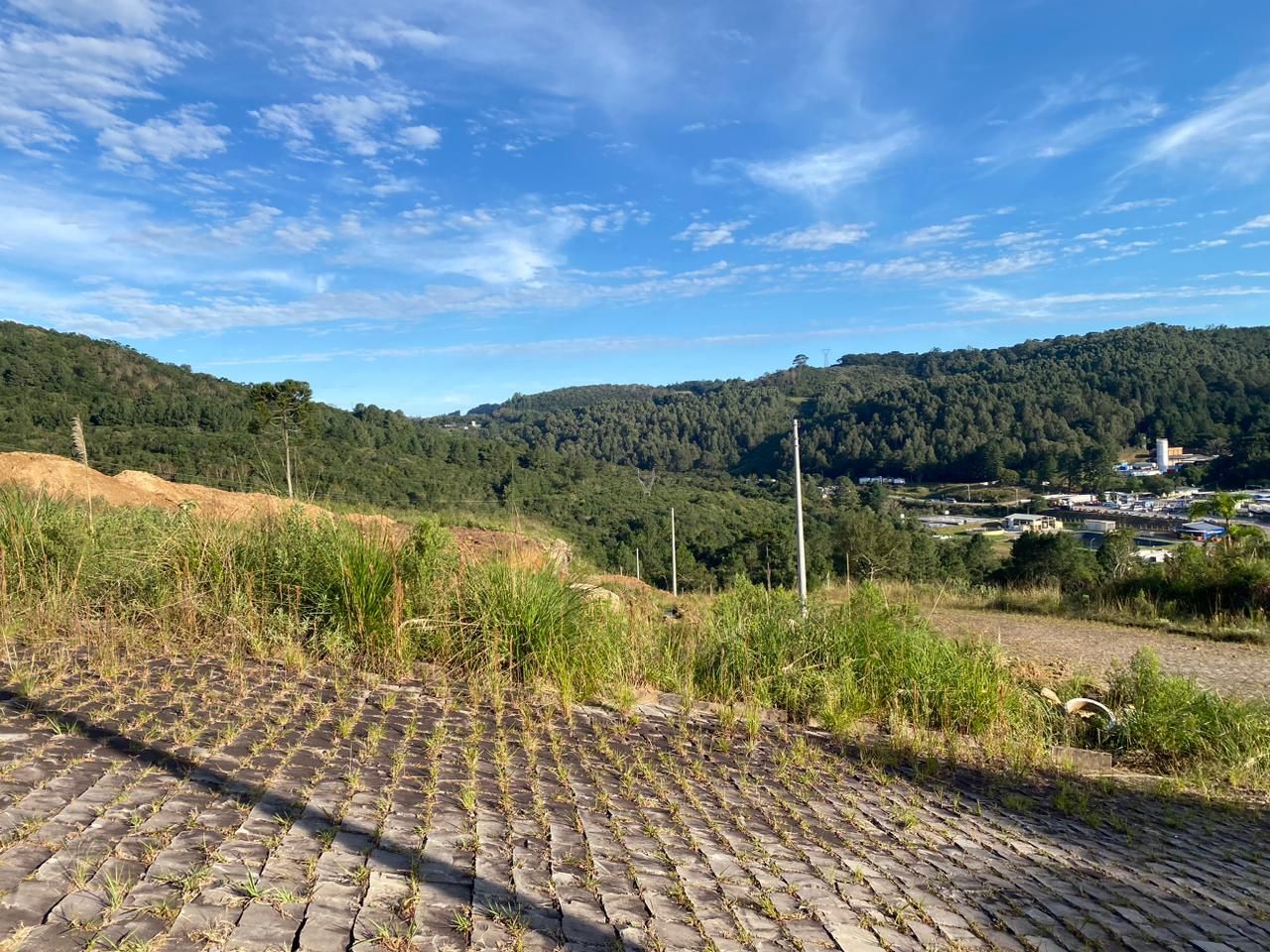 Terreno para venda no bairro Parada Cristal em Caxias do Sul