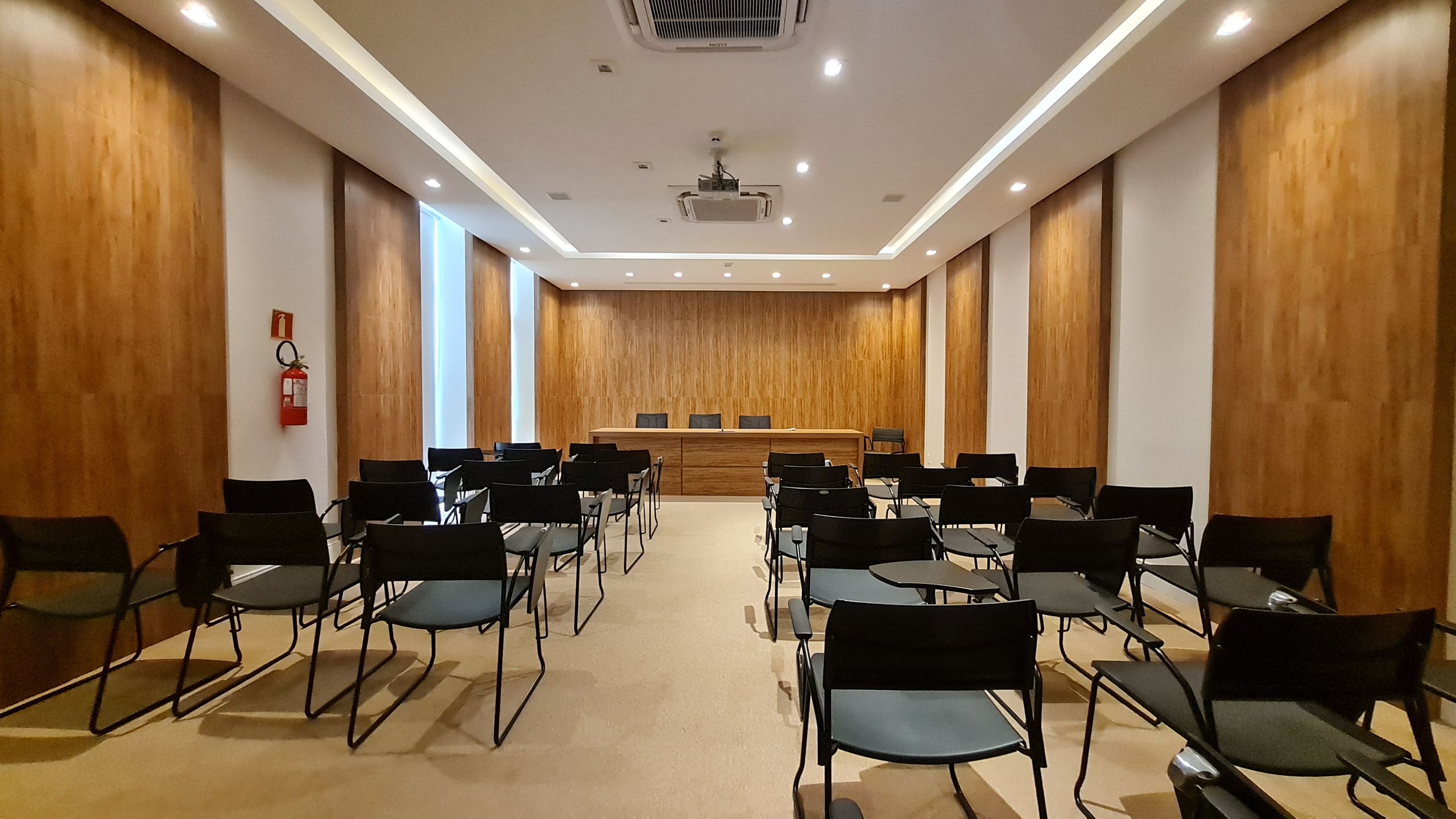 Sala Comercial Aérea para venda no bairro São Cristovão em Passo Fundo