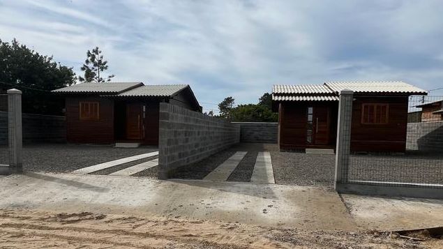 Casa para venda no bairro  em Passo de Torres