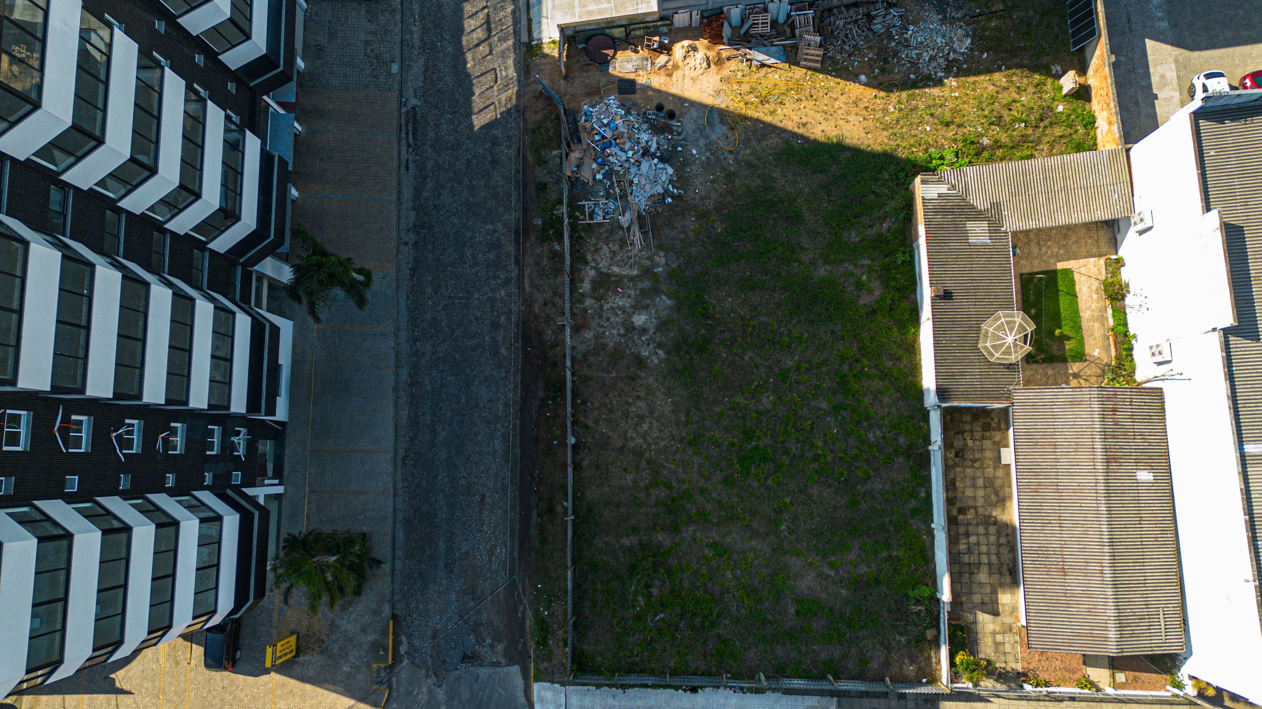 Terreno para venda no bairro  em Torres