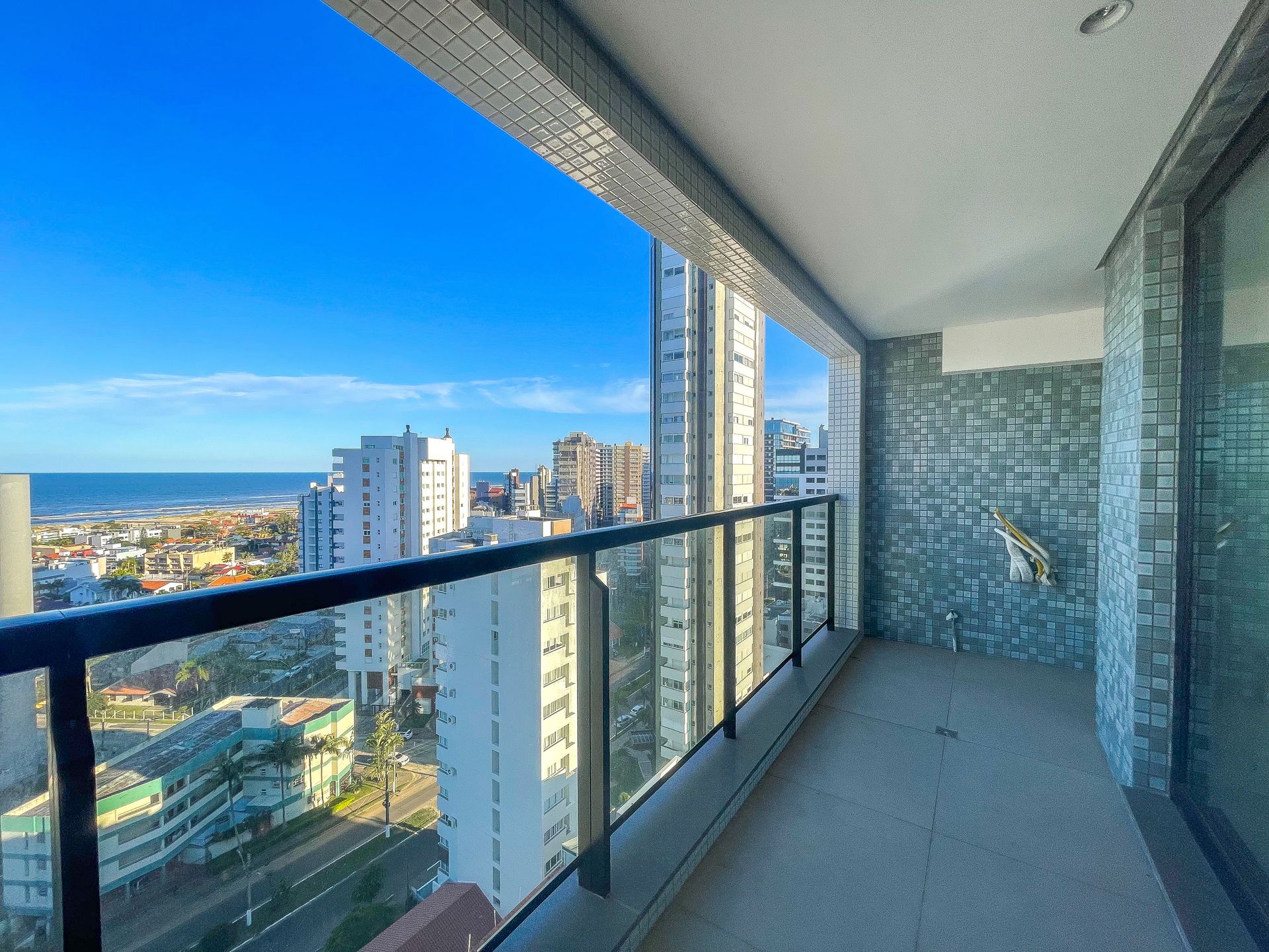 Apartamento para venda no bairro Praia Grande em Torres
