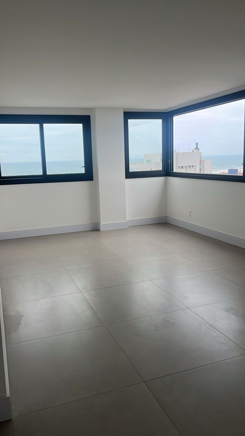 Apartamento para venda no bairro Centro em Torres
