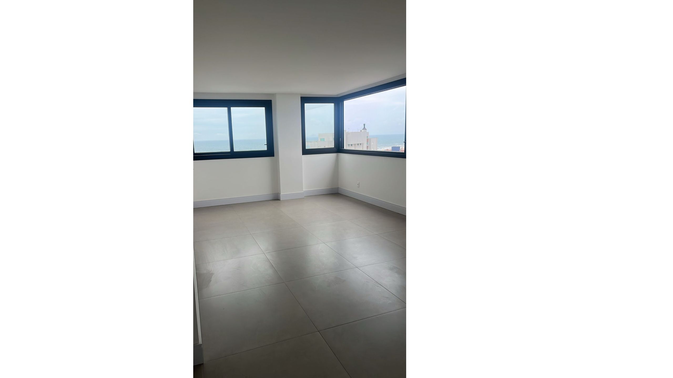 Apartamento para venda no bairro Centro em Torres