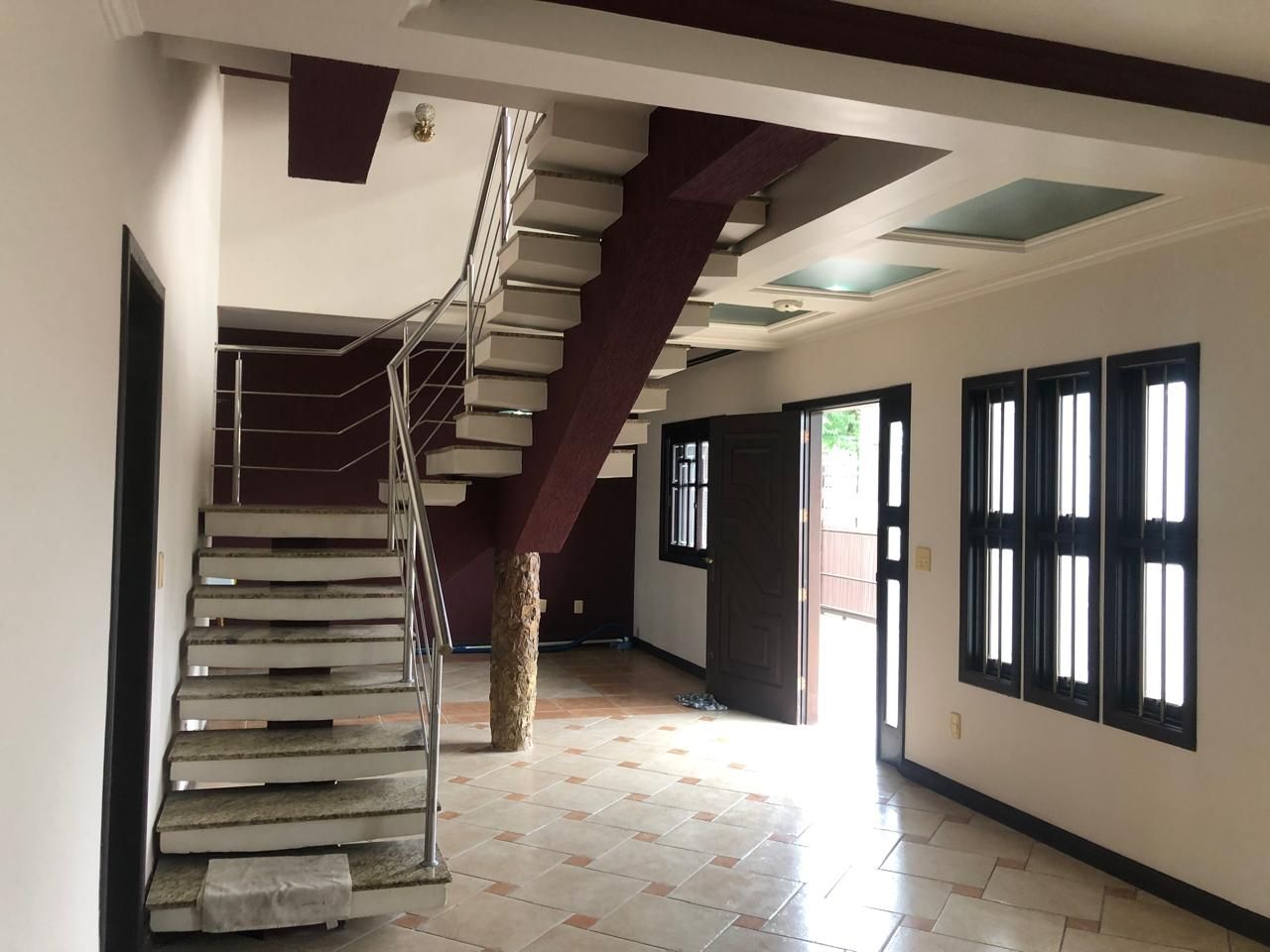 Casa para venda no bairro  em Cachoeirinha