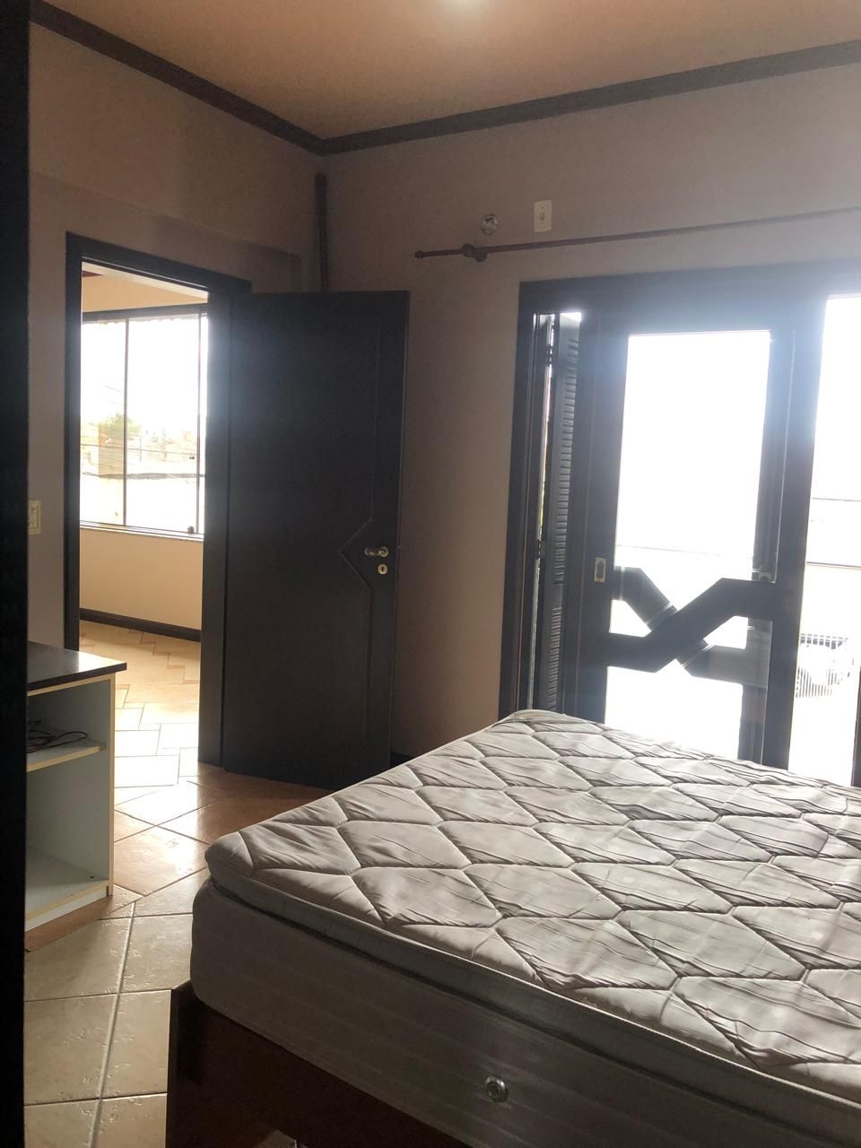Casa para venda no bairro  em Cachoeirinha