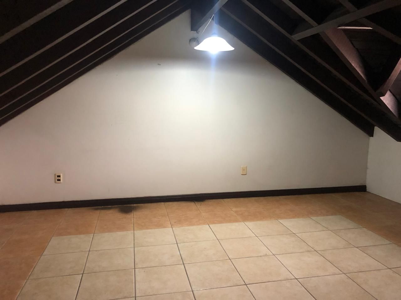 Casa para venda no bairro  em Cachoeirinha