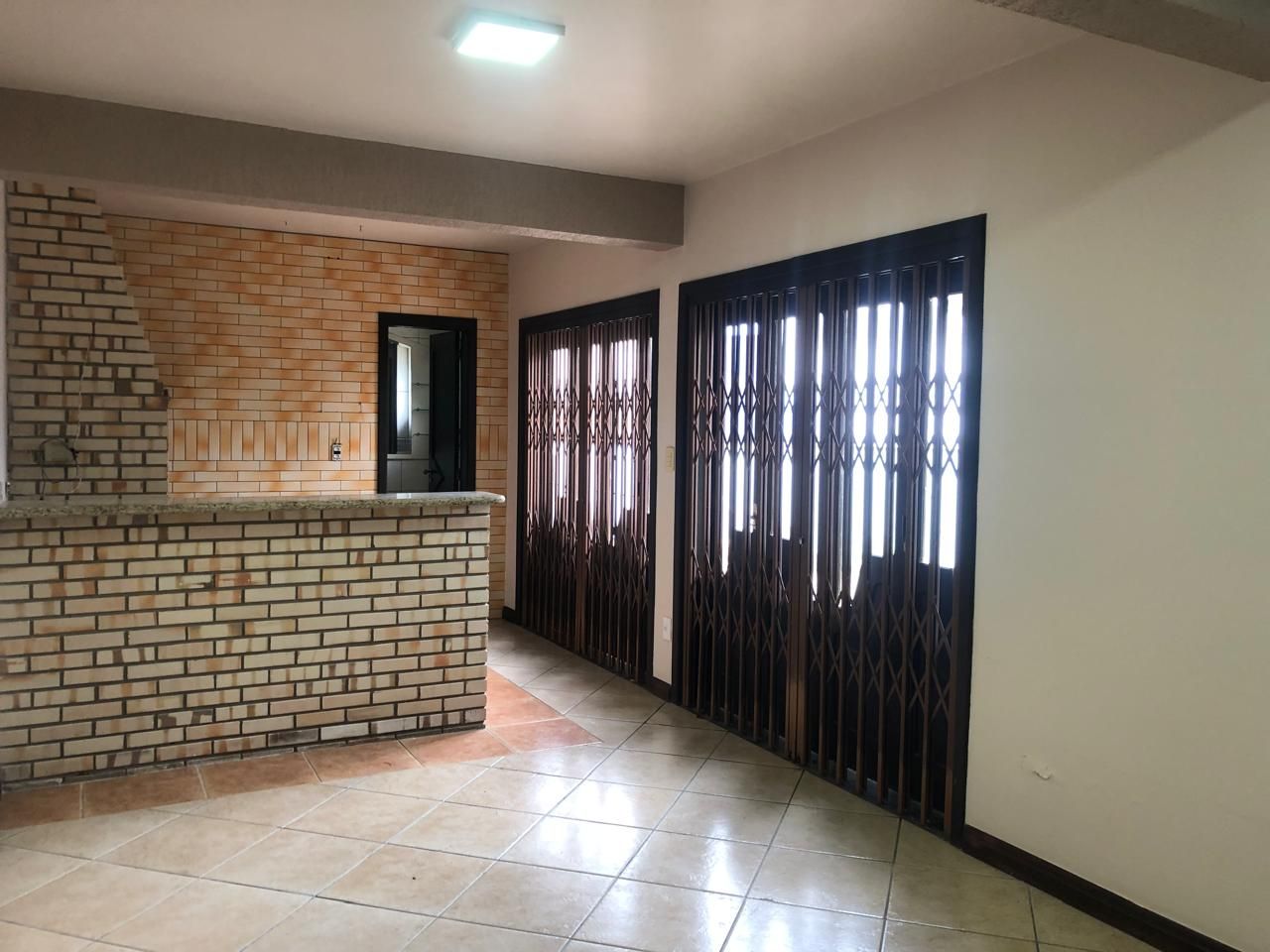 Casa para venda no bairro  em Cachoeirinha