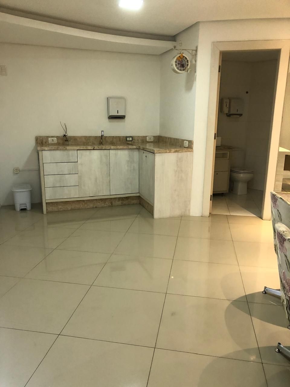 Sala comercial para venda no bairro Nossa Senhora de Lourdes em Caxias do Sul