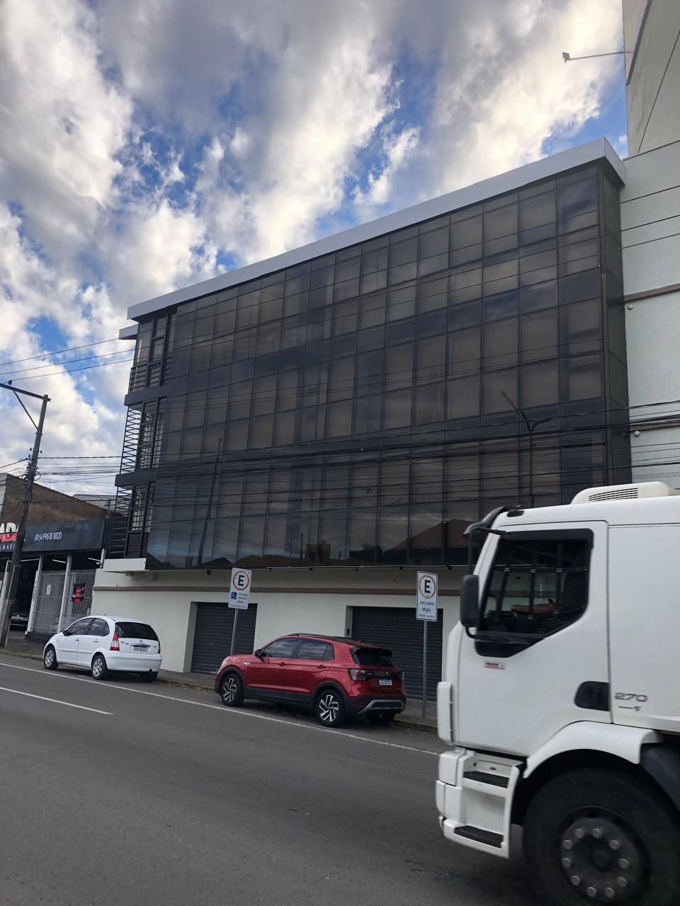 Sala comercial para venda no bairro Nossa Senhora de Lourdes em Caxias do Sul