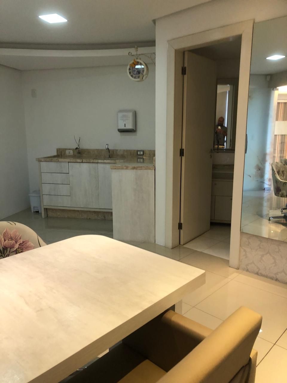 Sala comercial para venda no bairro Nossa Senhora de Lourdes em Caxias do Sul