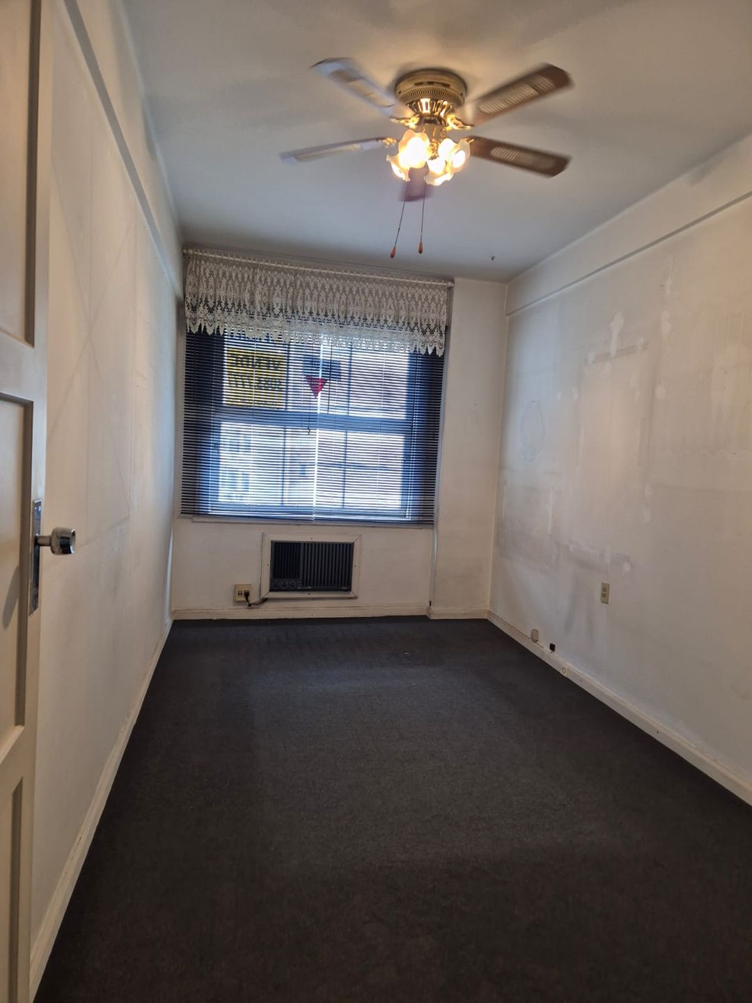 Sala comercial para venda no bairro Centro Histórico em Porto Alegre
