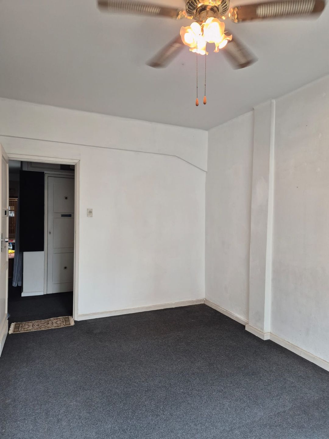 Sala comercial para venda no bairro Centro Histórico em Porto Alegre