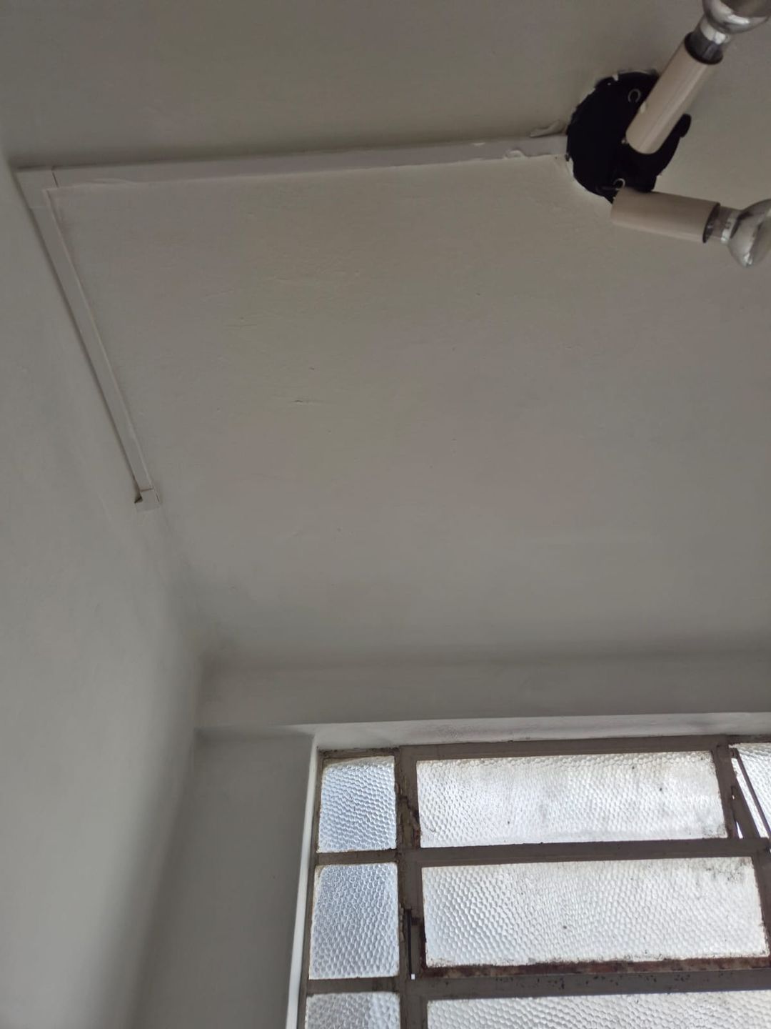 Sala comercial para venda no bairro Centro Histórico em Porto Alegre