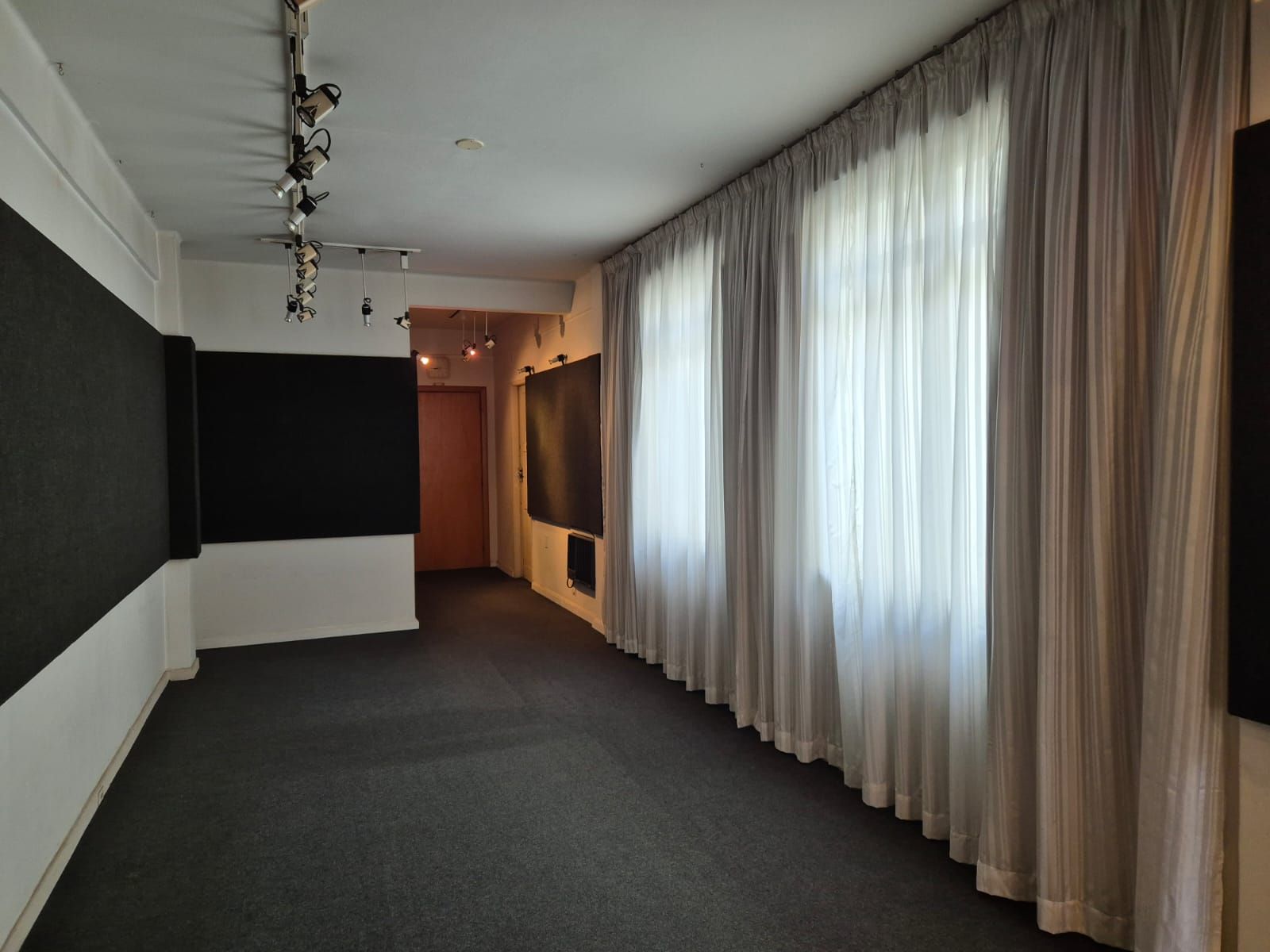 Sala comercial para venda no bairro Centro Histórico em Porto Alegre