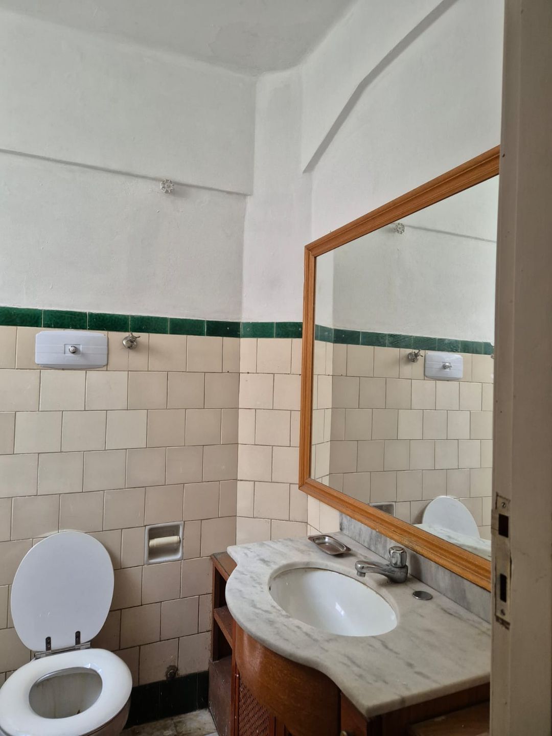 Sala comercial para venda no bairro Centro Histórico em Porto Alegre