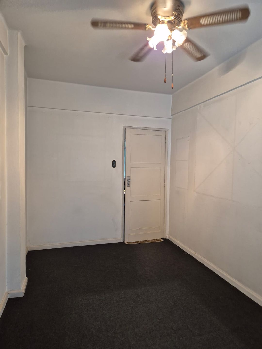 Sala comercial para venda no bairro Centro Histórico em Porto Alegre