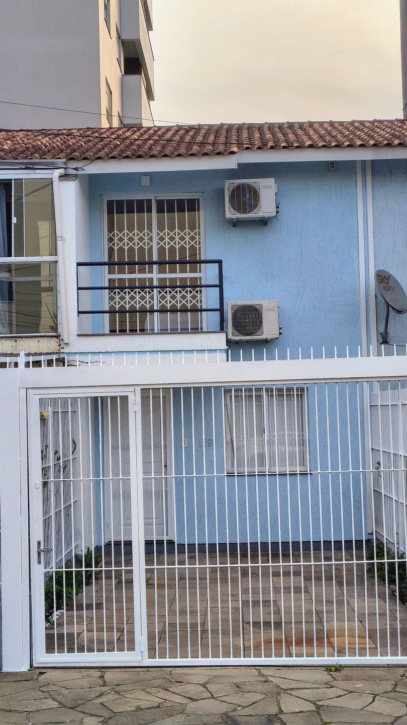 Sobrado para venda no bairro Santa Lucia em Caxias do Sul