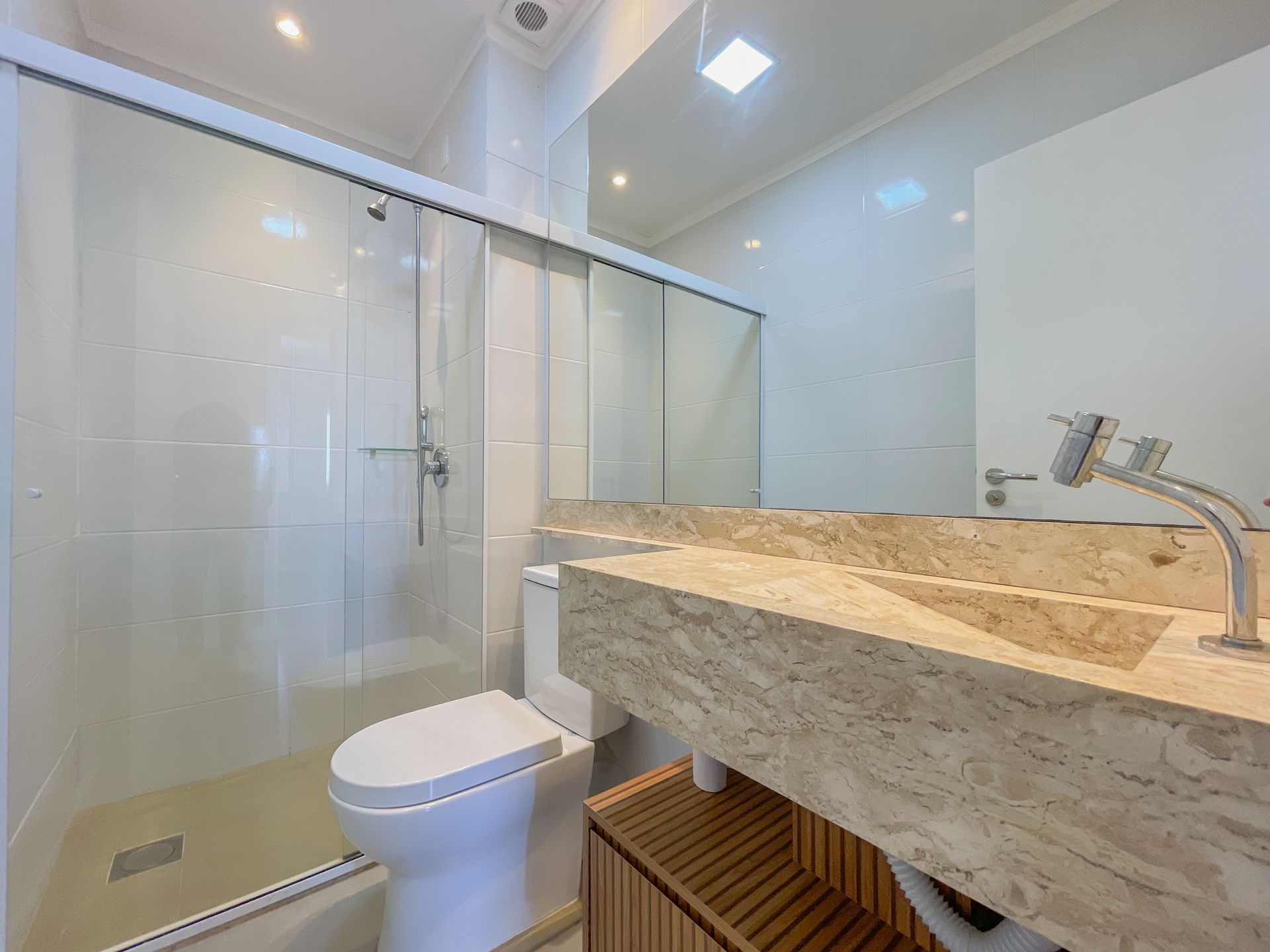 Apartamento para venda no bairro Stan em Torres
