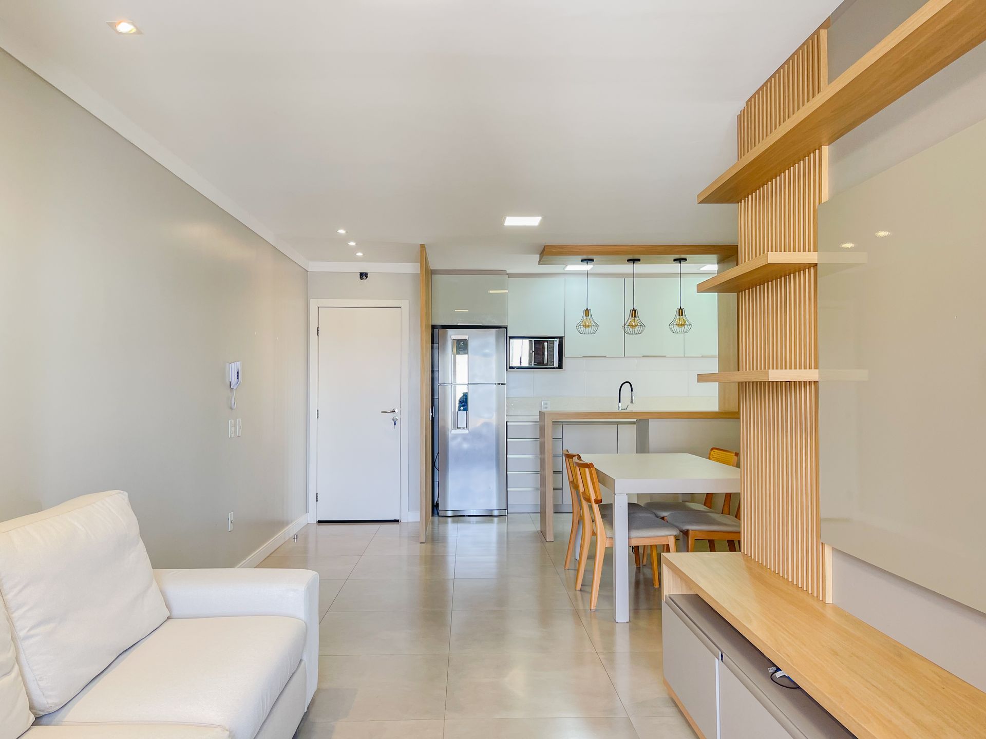 Apartamento para venda no bairro Stan em Torres
