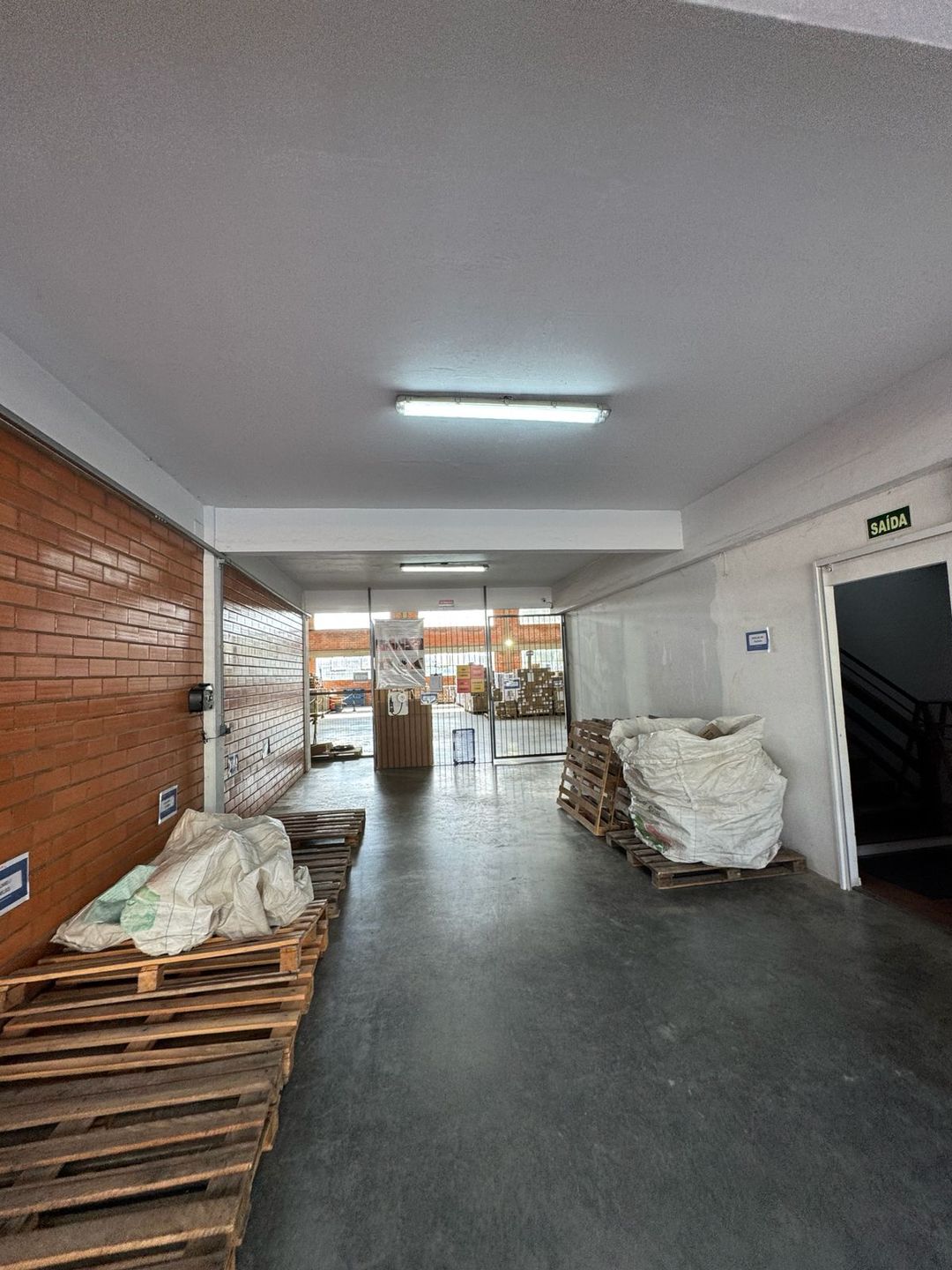 Pavilhão para venda no bairro De Lazzer em Caxias do Sul