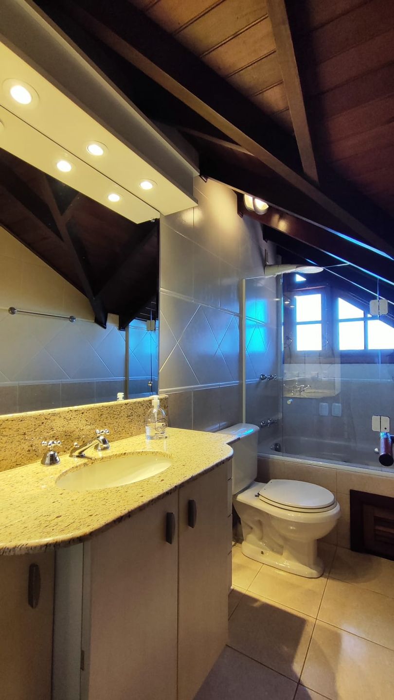 Apartamento para venda no bairro Planalto em Gramado
