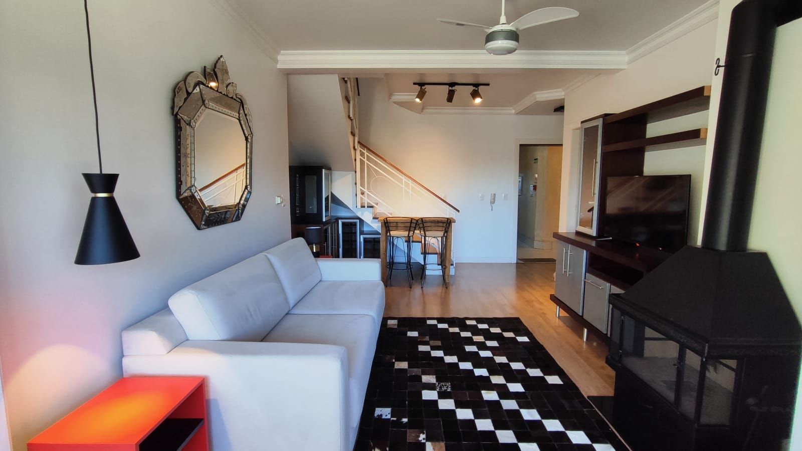 Apartamento para venda no bairro Planalto em Gramado