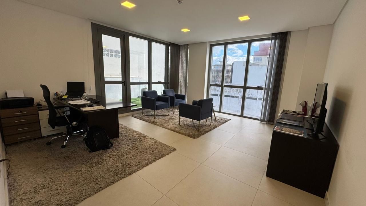 Sala comercial para venda no bairro Centro em Torres