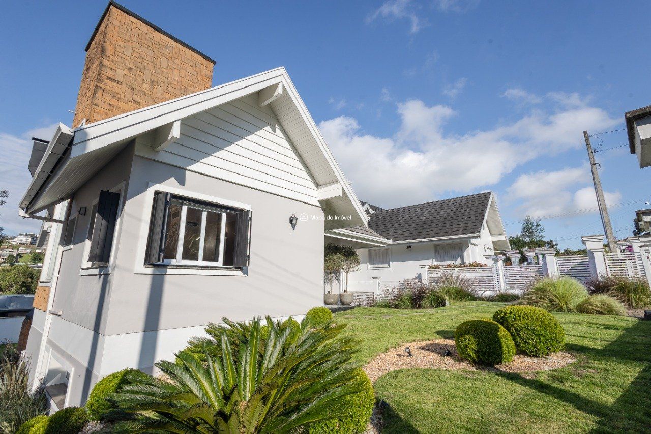 Casa para venda no bairro Vale das Colinas em Gramado