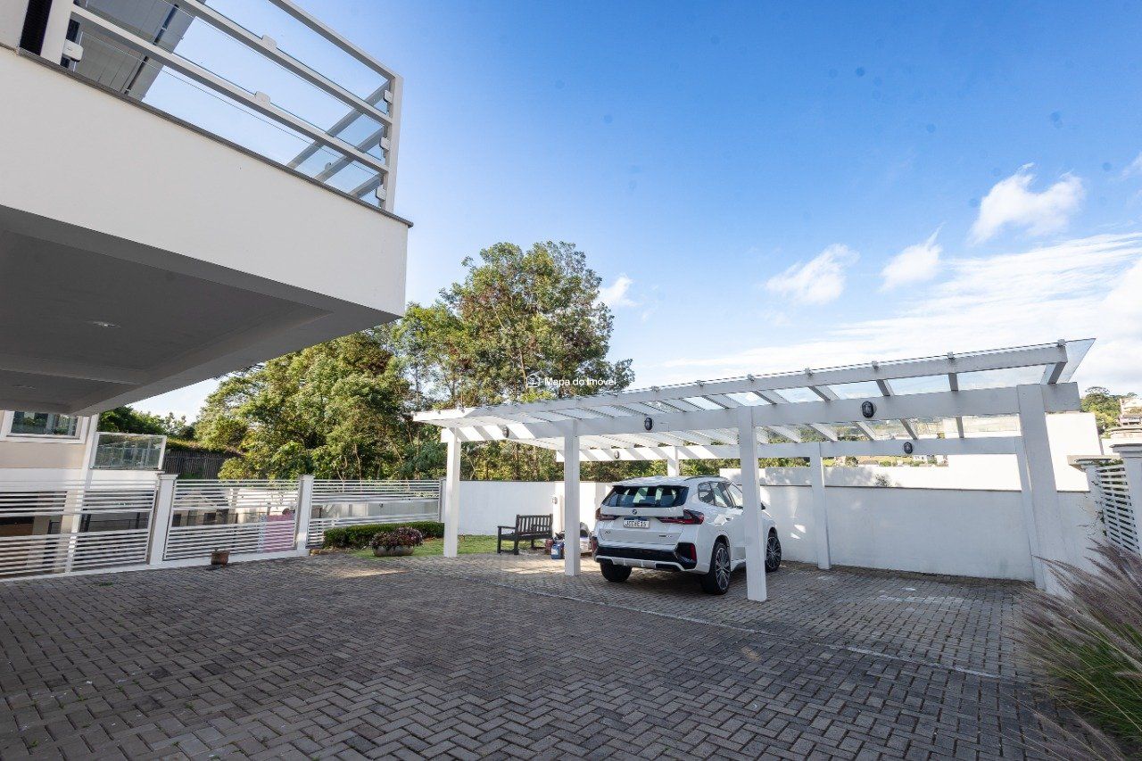 Casa para venda no bairro Vale das Colinas em Gramado