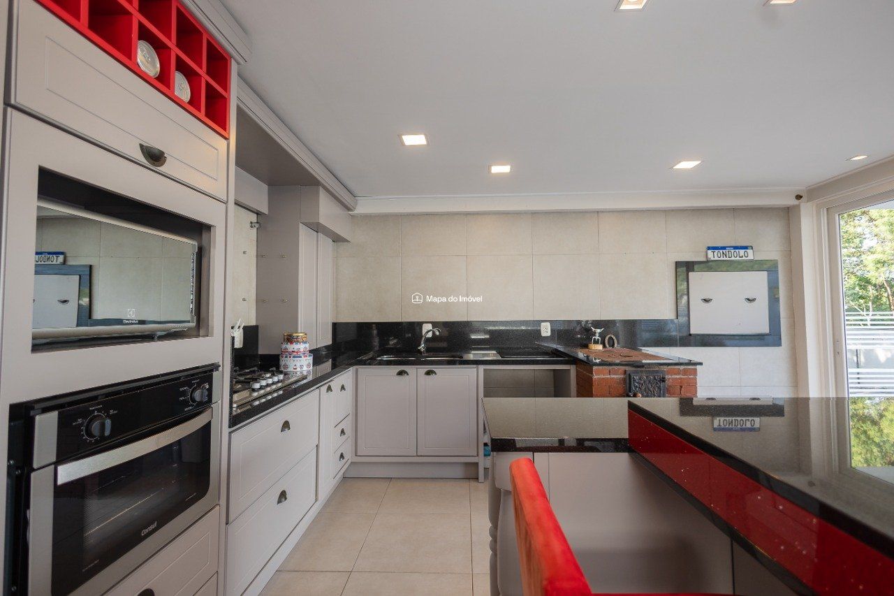 Casa para venda no bairro Vale das Colinas em Gramado