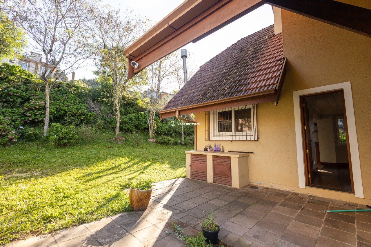 Casa para venda no bairro Vale das Colinas em Gramado