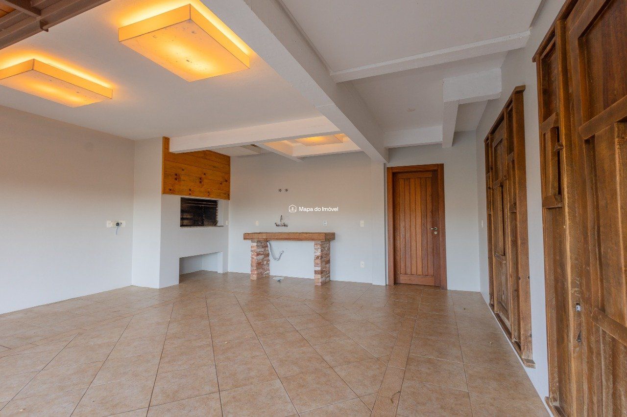 Casa para venda no bairro Vale das Colinas em Gramado