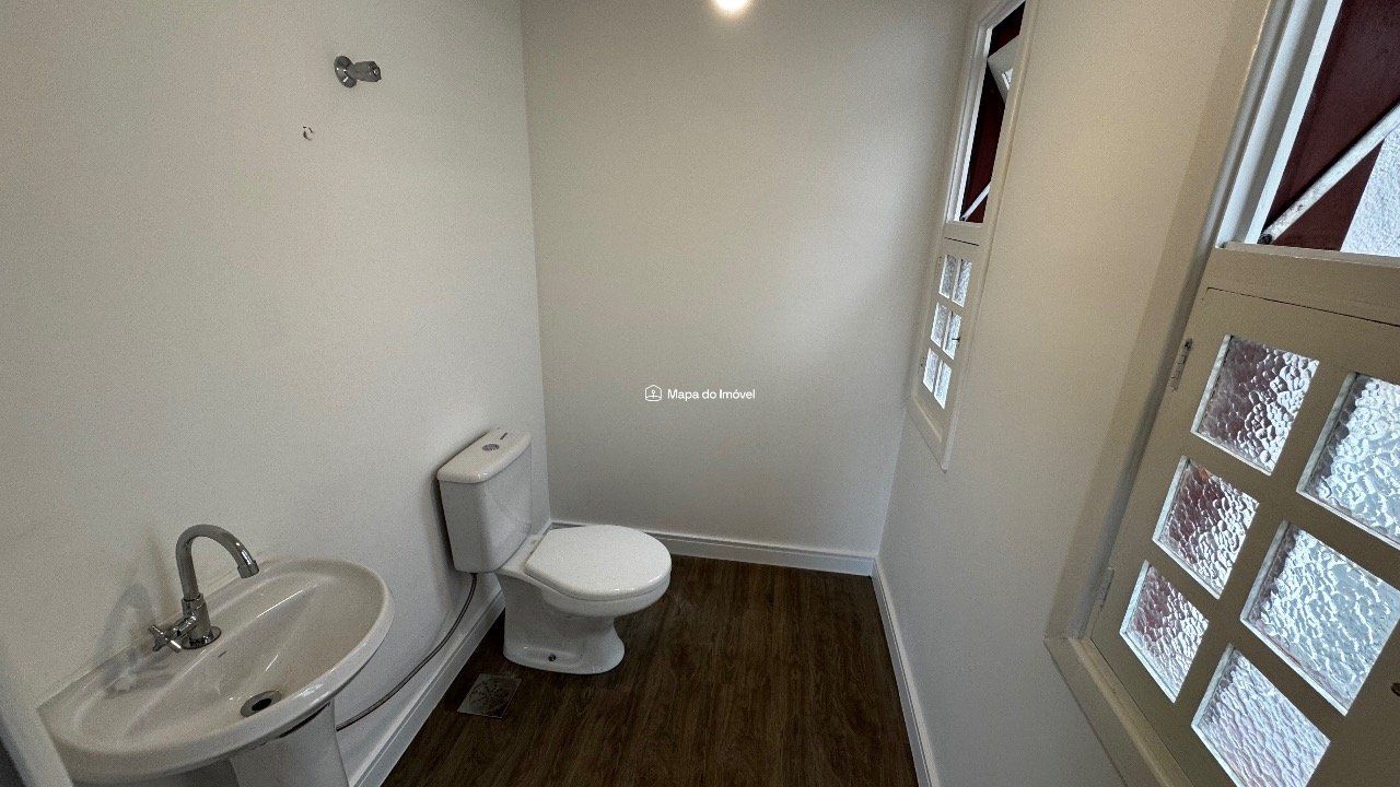 Sala Comercial Aérea para venda no bairro Centro em Gramado