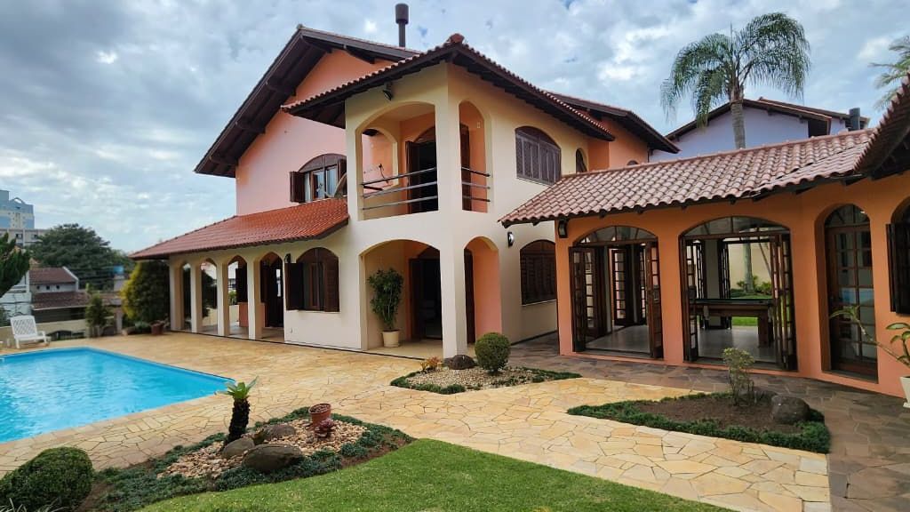 Casa para venda no bairro Cristo Rei em São Leopoldo