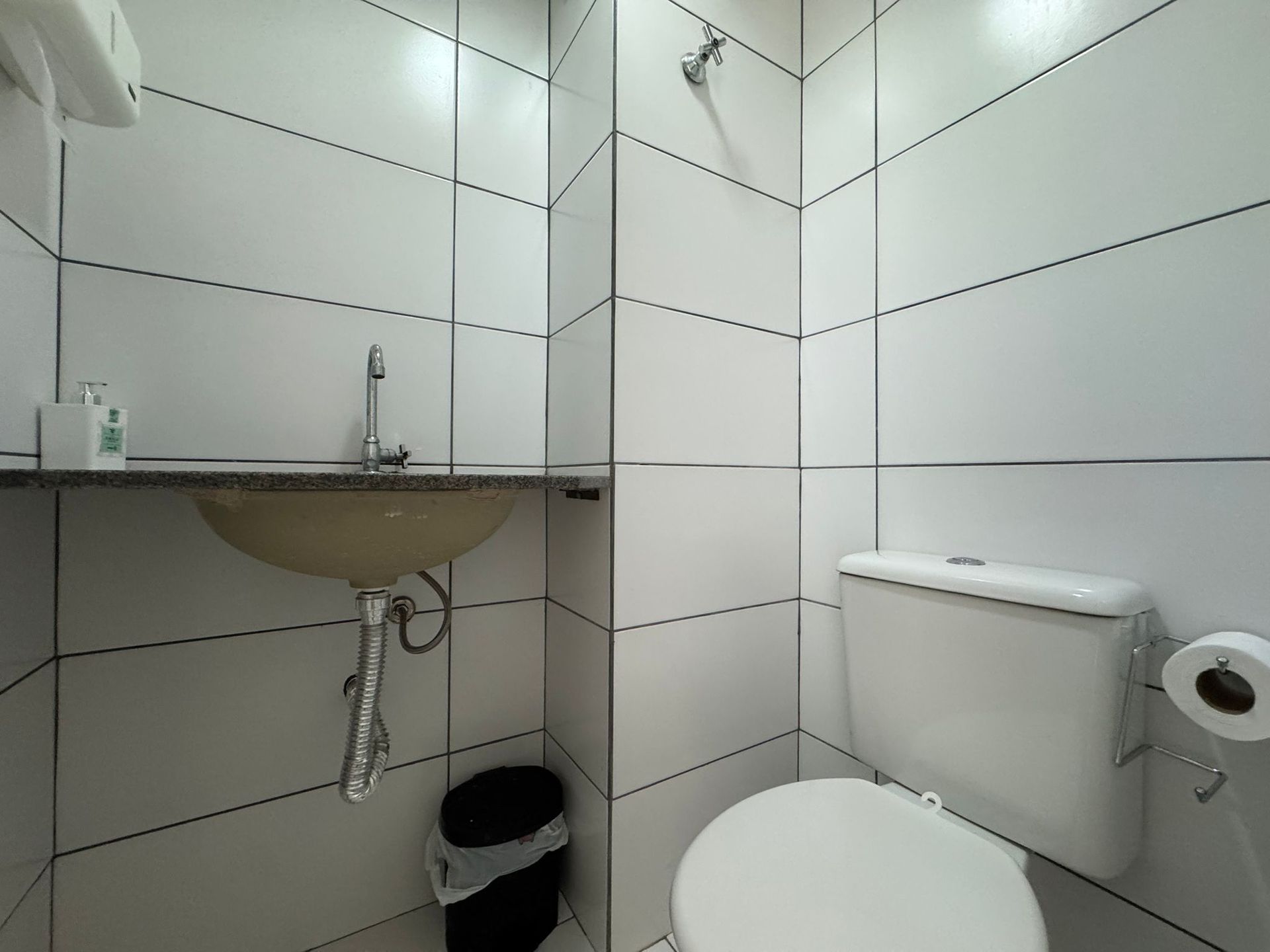 Sala comercial para venda no bairro São João em Porto Alegre